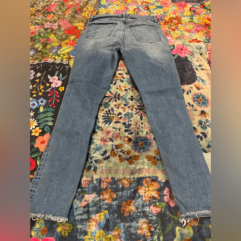 Abercrombie & Fitch Super Skinny High Rise Distressed Jeans - Picture 13 of 15